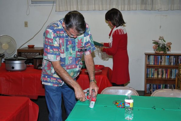 HolidayPotLuck_0006