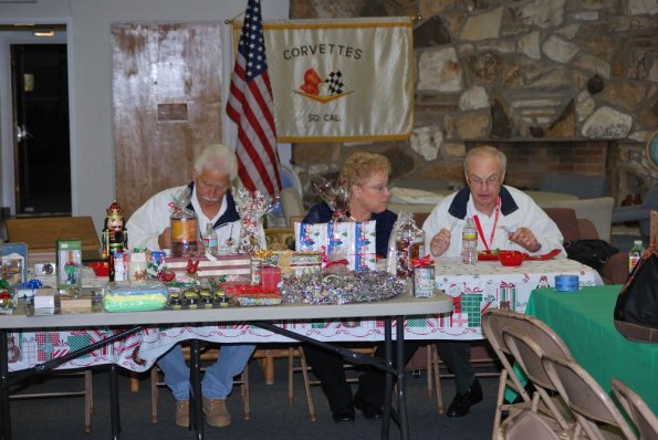 HolidayPotLuck_0036