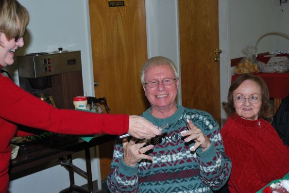 HolidayPotLuck_0050