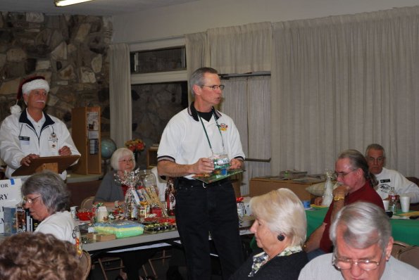 HolidayPotLuck_0071