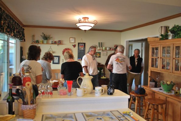 Red_Cross_2010_002