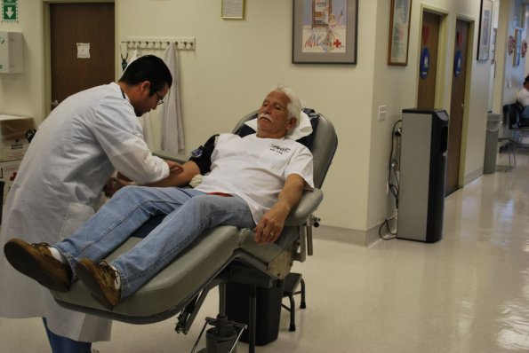 Red_Cross_2010_028