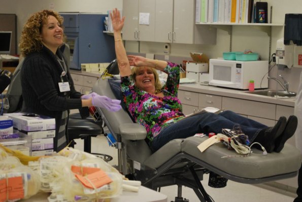 Red_Cross_2010_046