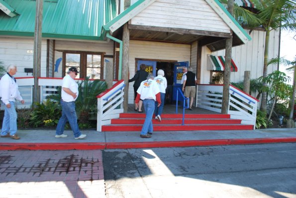 Red_Cross_2010_063