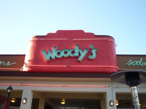 Woodys_017