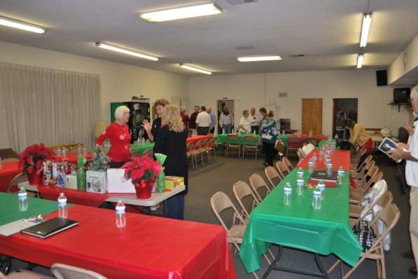 HolidayPotLuck_0008