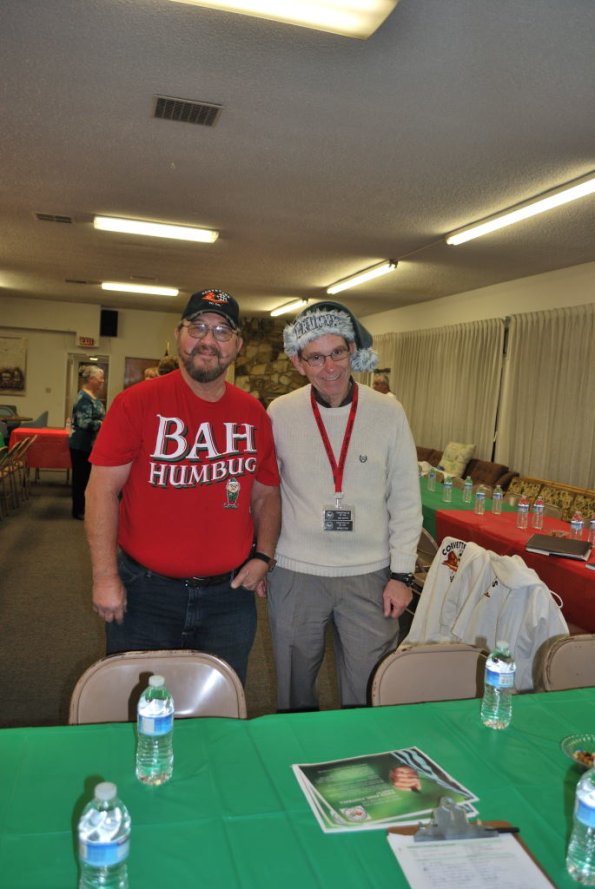 HolidayPotLuck_0011