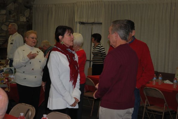 HolidayPotLuck_0020