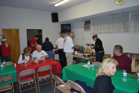 HolidayPotLuck_0021