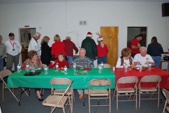HolidayPotLuck_0022