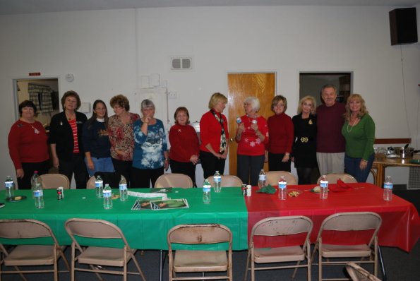 HolidayPotLuck_0036