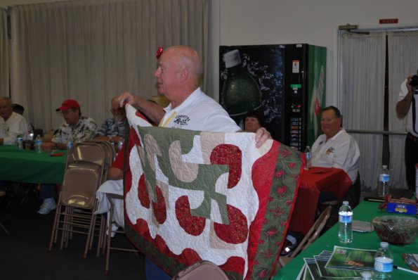 HolidayPotLuck_0057
