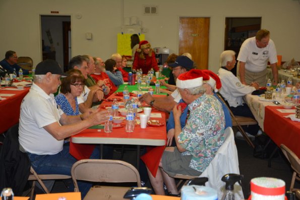 HolidayParty_0023