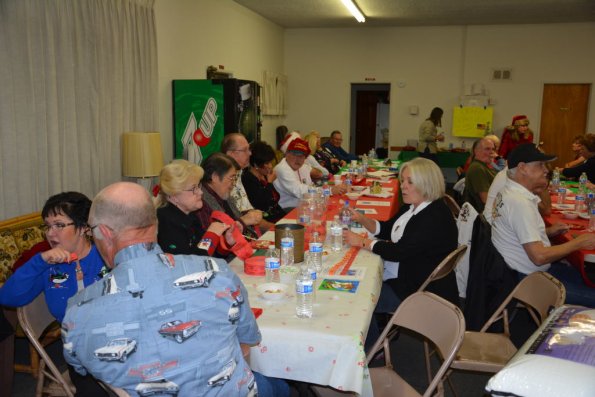 HolidayParty_0025