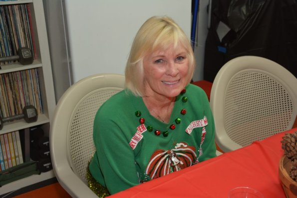 HolidayParty_033