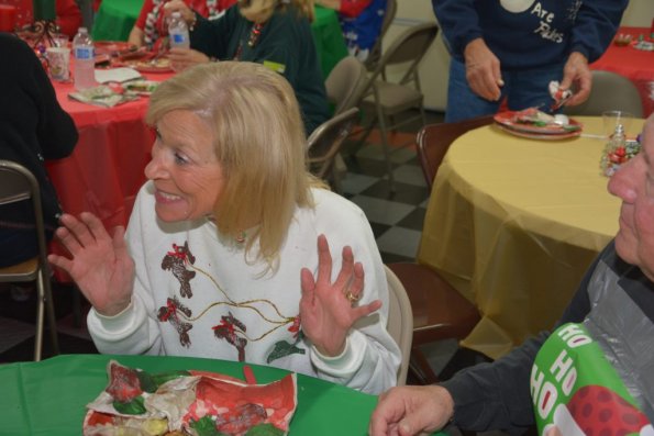 HolidayParty_039