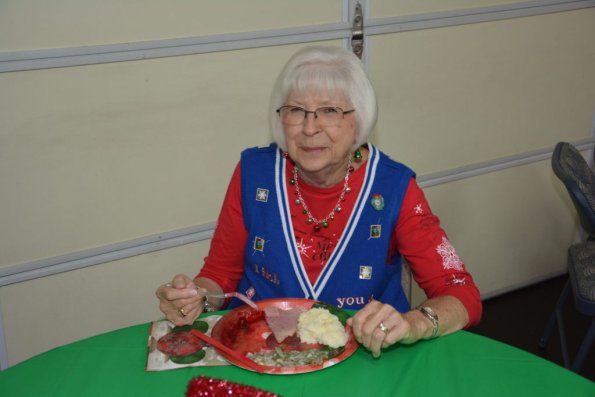 HolidayParty_046