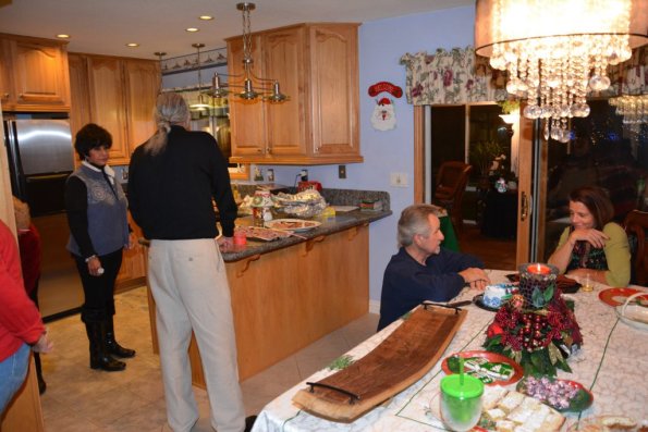 HolidayParty_054