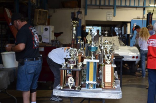 TrophyCaseCN_001