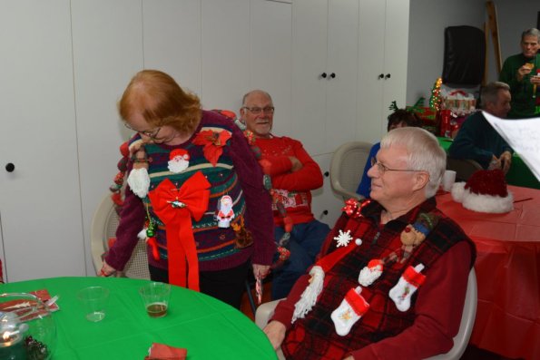 UglySweaterParty_0027