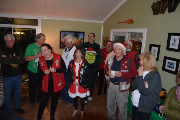 HolidayParty_0054