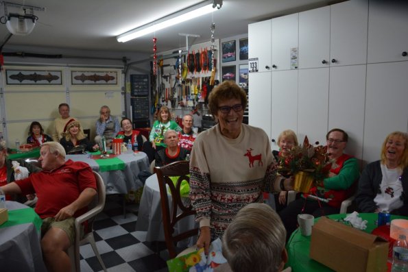 HolidayParty_0096