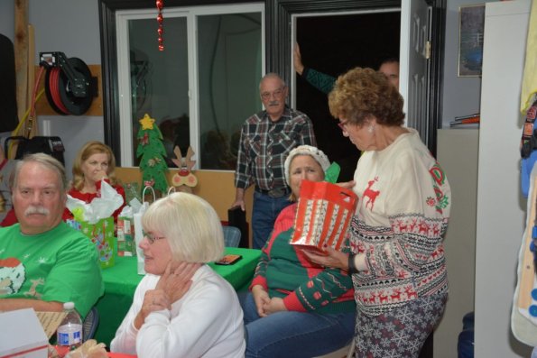 HolidayParty_0116