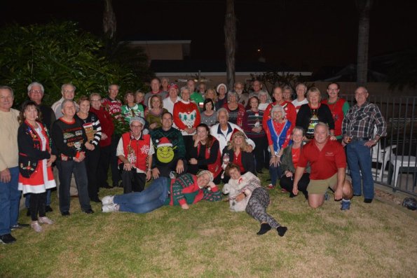 HolidayParty_0128
