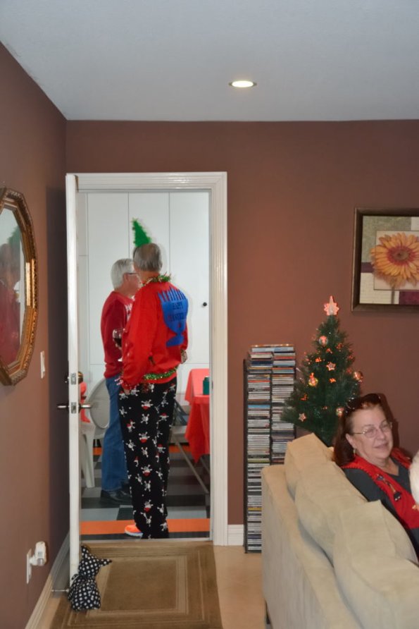 HolidayParty_0015