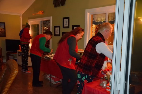 HolidayParty_0023