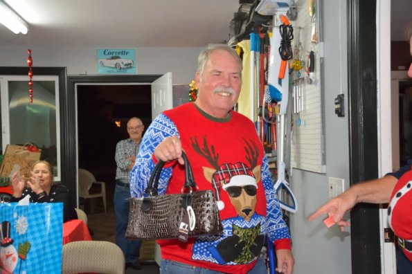 HolidayParty_0071