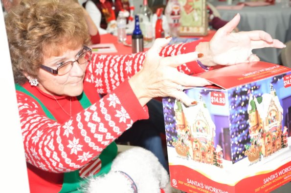 HolidayParty_0114