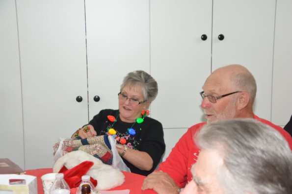 HolidayParty_0134