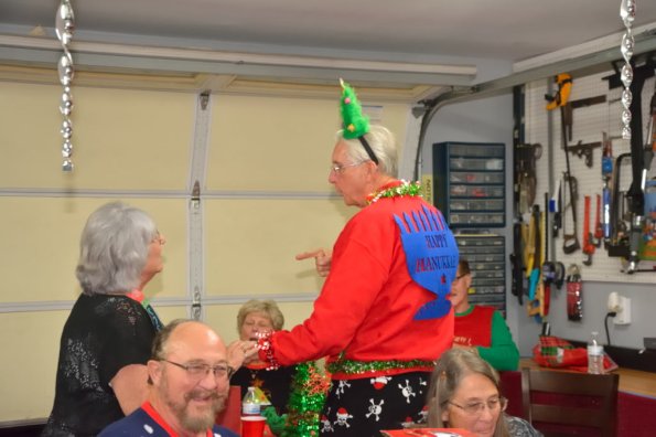 HolidayParty_0165