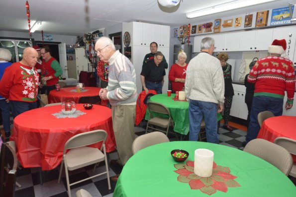 HolidayParty_007