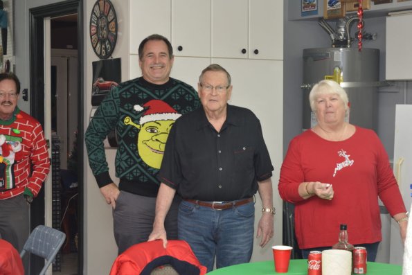 HolidayParty_009