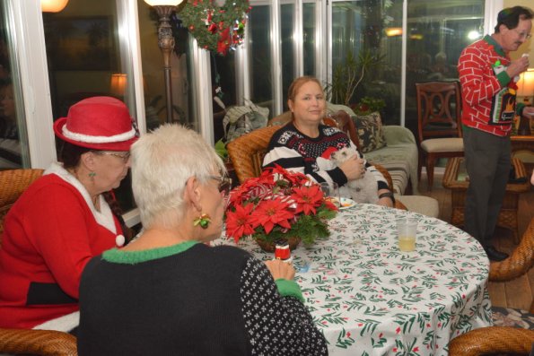 HolidayParty_015
