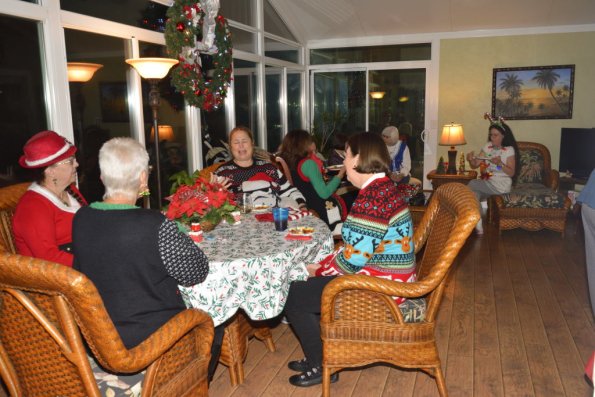 HolidayParty_024