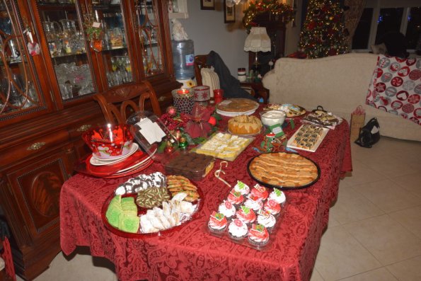 HolidayParty_025