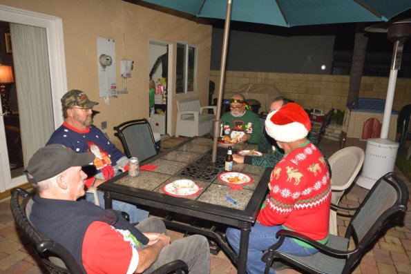 HolidayParty_038