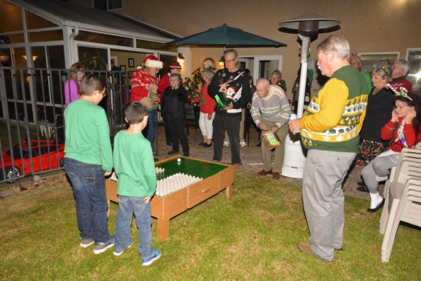 HolidayParty_041