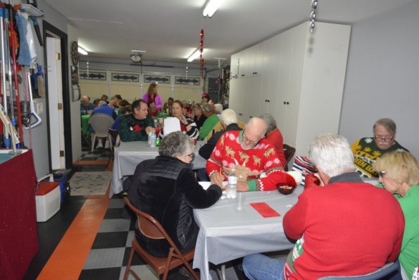 HolidayParty_050