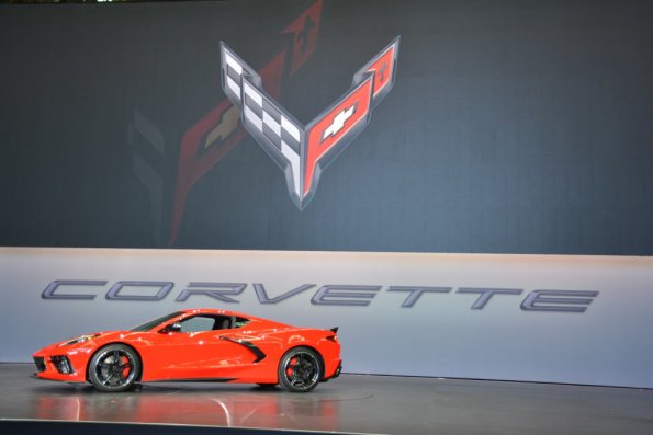 C8Reveal_045