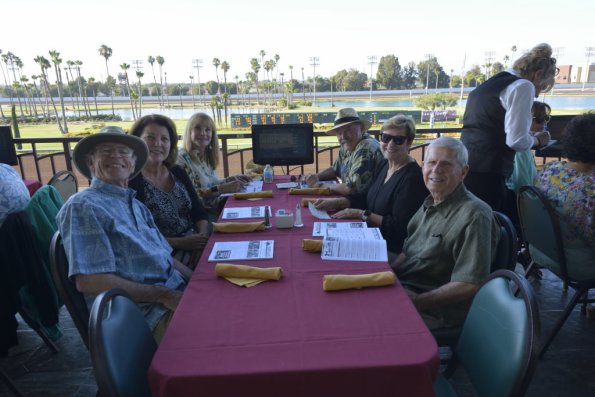 NightAtRaces_031