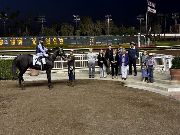 NightAtTheRaces_032