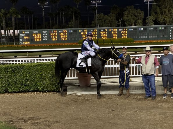 NightAtTheRaces_034
