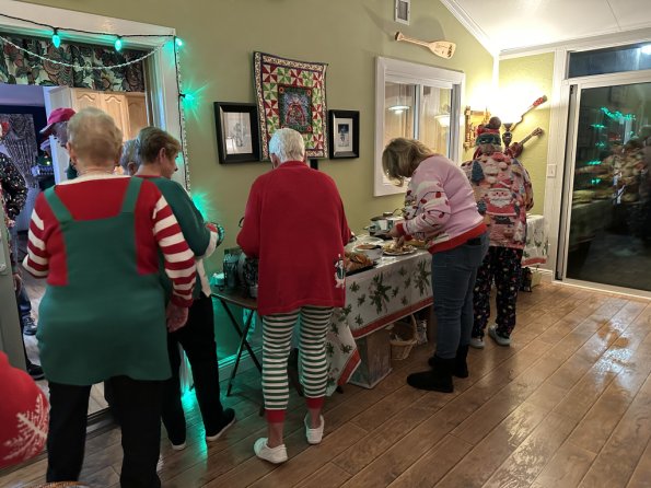 UglySweater2023_017