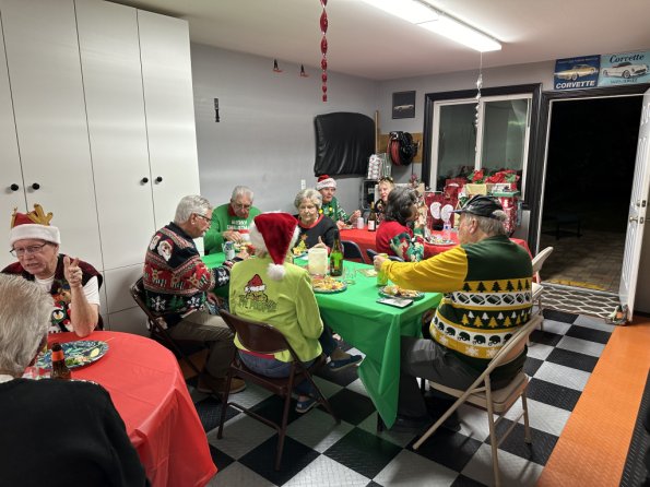 UglySweater2023_027