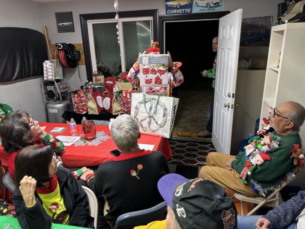 UglySweater2023_060