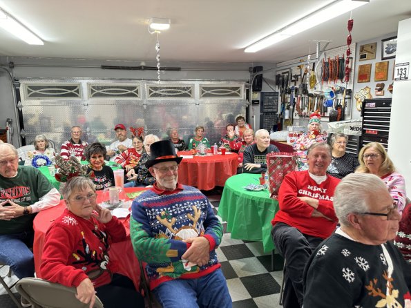 UglySweater2023_064
